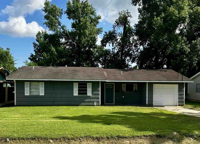 Property at 7165 Lewis Dr, Beaumont, TX 77708, 3 beds, 1 bath