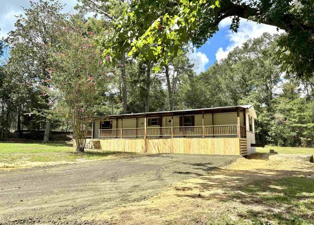 Property at 1618 Kaufman St, Newton, TX 75966, 2 beds, 1 bath