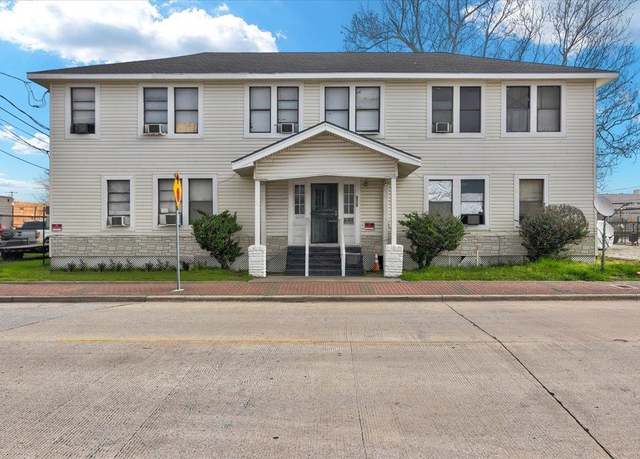 Property at 875 Neches, Beaumont, TX 77701, 23 beds