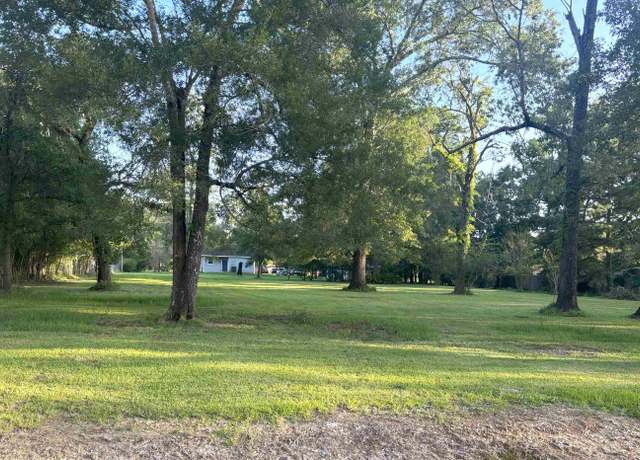 Property at 13375 Alaskan Dr, Beaumont, TX 77713