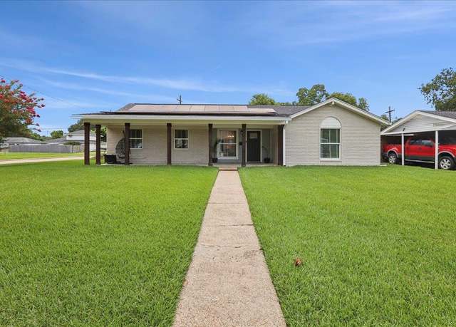 Property at 228 Avenue E, Nederland, TX 77627, 4 beds, 2 baths