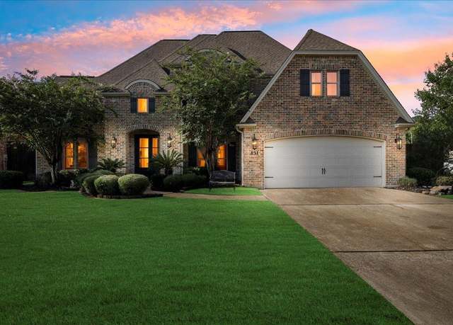 Property at 131 Remington Cir, Lumberton, TX 77657, 5 beds, 3 baths