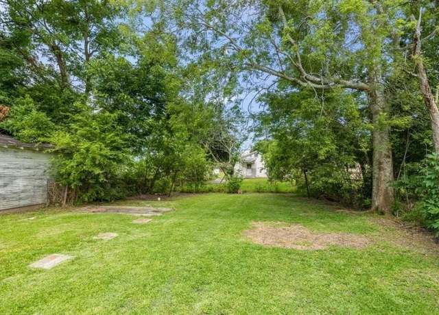 Property at 1214 W 6th St, Port Arthur, TX 77640, 2 beds, 1 bath