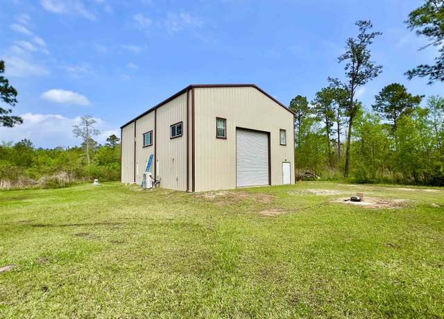 Property at 6511 E Grigsby Rd, Vidor, TX 77662, 1 bed, 1 bath