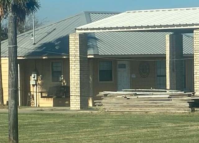 Property at 3634 Martin L King Jr, Port Arthur, TX 77642, 1 bath