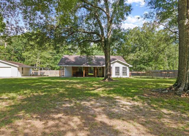 Property at 9909 Stori Ln, Orange, TX 77632, 3 beds, 2 baths
