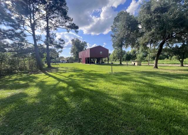Property at 3529 13th St, Beaumont, TX 77705, 2 beds, 2 baths
