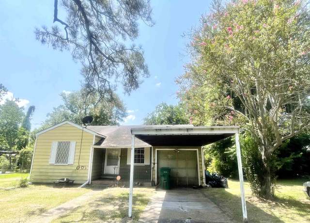 Property at 9 Eads Ave, Orange, TX 77630, 3 beds, 2 baths