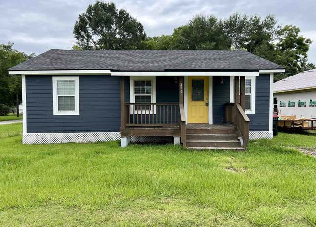 Property at 280 Railroad St, Sour Lake, TX 77659, 2 beds, 1 bath
