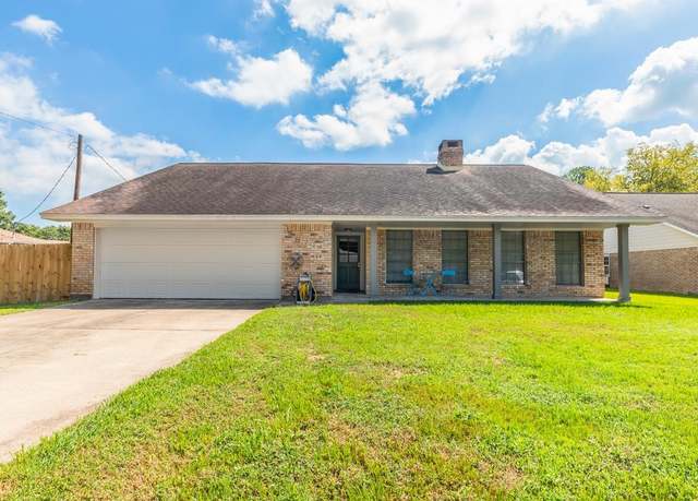 Property at 830 Nantucket Dr, Beaumont, TX 77706, 4 beds, 2 baths