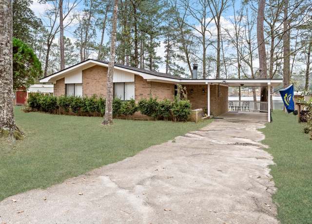 Property at 439 N Sherwood Forest Dr, Woodville, TX 75979, 2 beds, 2 baths