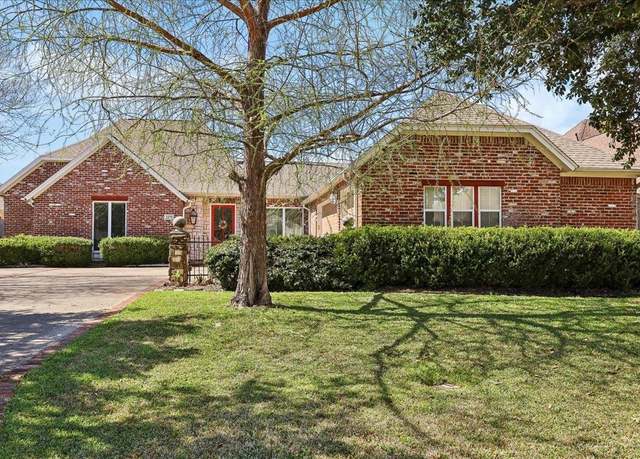 Property at 2275 Turningleaf Dr, Beaumont, TX 77706, 4 beds, 3 baths