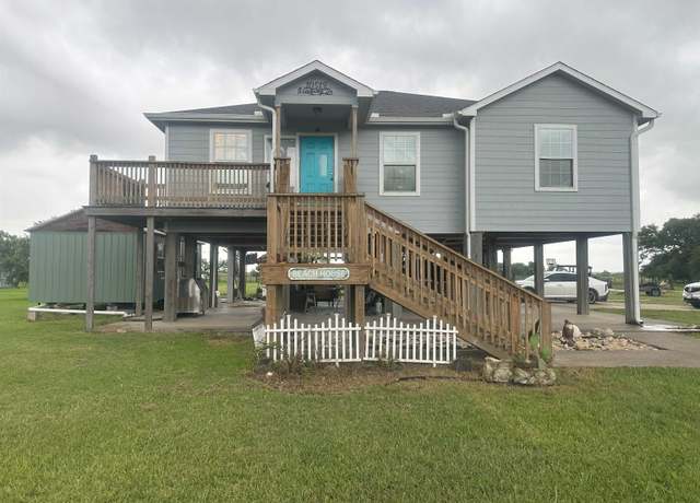 Property at 10513 S Gulfway Dr, Port Arthur, TX 77655, 4 beds, 2 baths