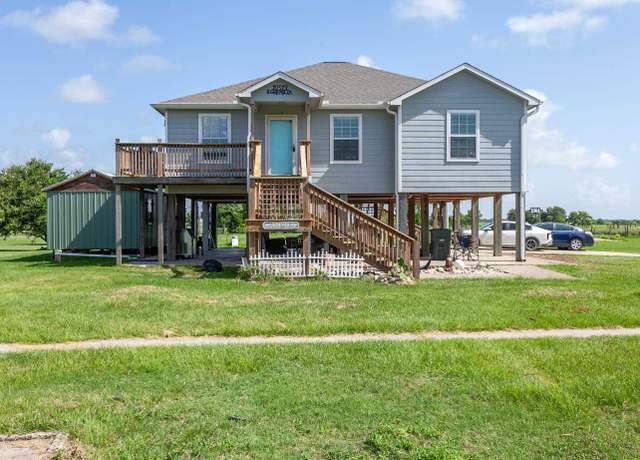 Property at 10513 S Gulfway Dr, Sabine Pass, TX 77655, 4 beds, 2 baths