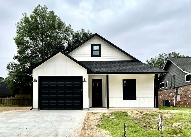 Property at 845 Dundee, Vidor, TX 77662, 3 beds, 2 baths