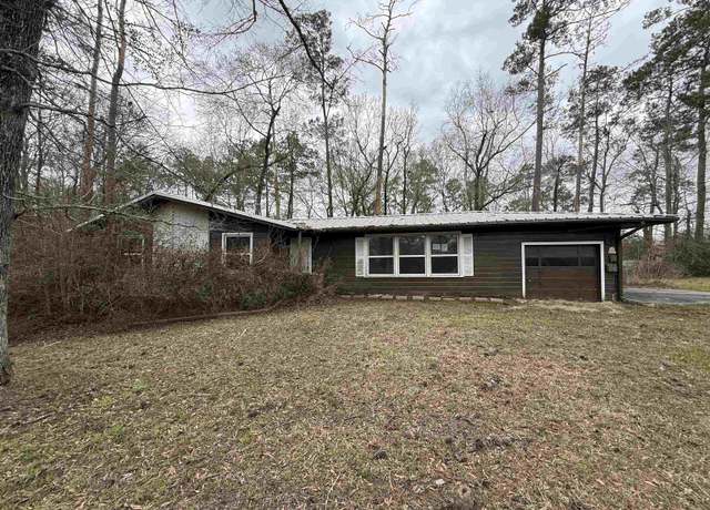 Property at 3190 Shivers St, Vidor, TX 77662, 2 beds, 1 bath