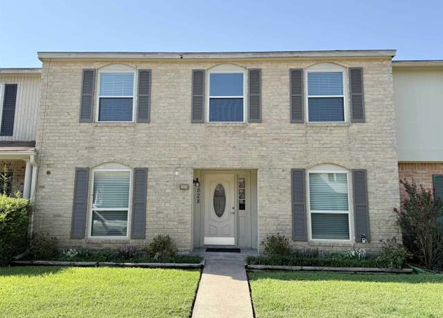 Property at 6828 Marshall Pl Dr, Beaumont, TX 77706, 3 beds, 2 baths