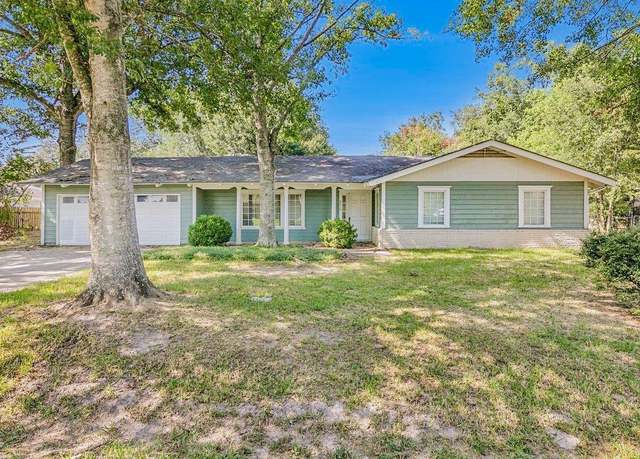 Property at 4438 W Edgar Ave, Orange, TX 77630, 3 beds, 2 baths