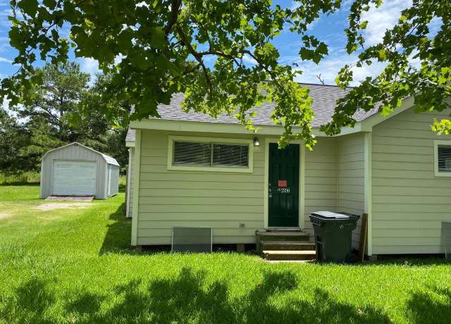 Property at 2390 Granger Dr, Bridge City, TX 77611, 2 beds, 1 bath