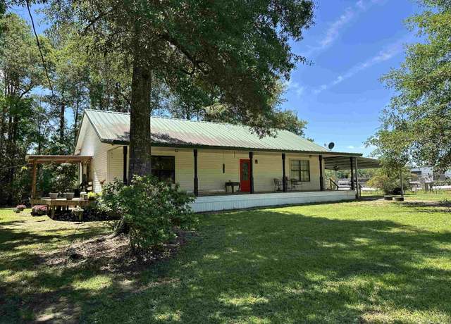 Property at 304 County Road 773, Buna, TX 77612, 3 beds, 1.5 baths
