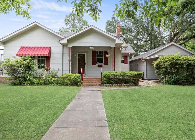 Property at 4300 Ferndale Dr, Port Arthur, TX 77642, 3 beds, 2 baths