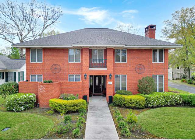 Property at 510 N 4th, Silsbee, TX 77656, 3 beds, 4.5 baths