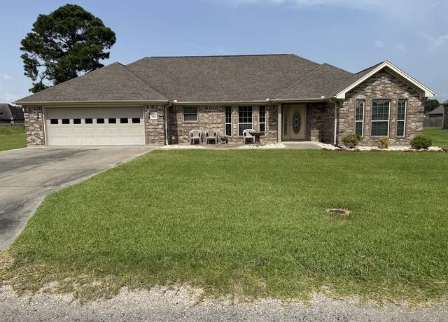 Property at 290 Tyler Dr, Orange, TX 77630, 3 beds, 2 baths