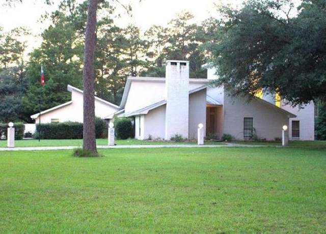 Property at 455 Creekwood Dr, Lumberton, TX 77657, 4 beds, 4.5 baths