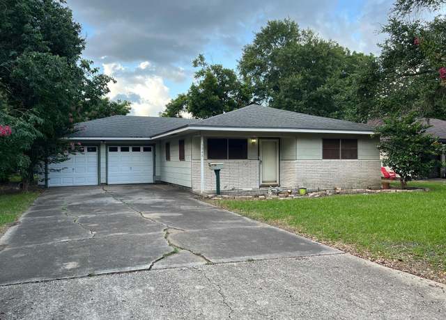 Property at 3848 Wentworth Ave, Port Arthur, TX 77642, 3 beds, 2 baths