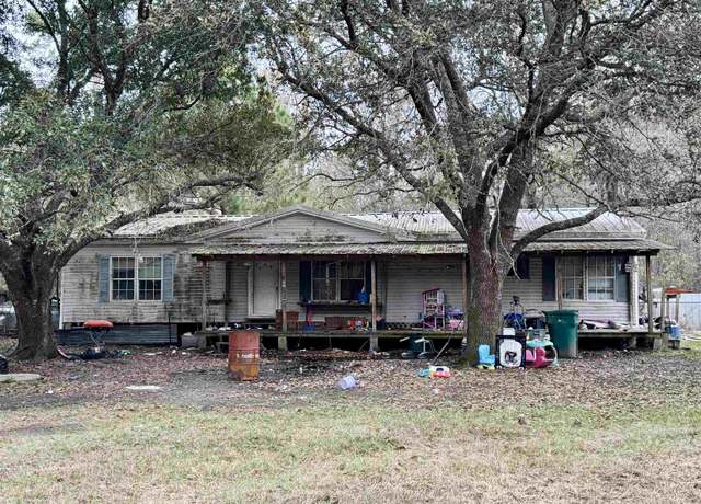 Property at 9660 Northridge Dr, Orange, TX 77632, 3 beds, 2 baths