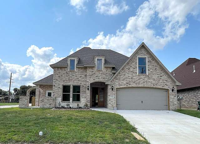 Property at 8565 Sana Dr, Beaumont, TX 77713, 4 beds, 2 baths