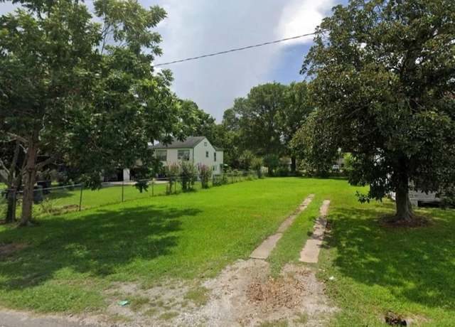 Property at 2415 Green Ave, Port Arthur, TX 77642