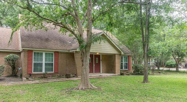 Photo of 334 Pinehurst Dr, Sour Lake, TX 77659
