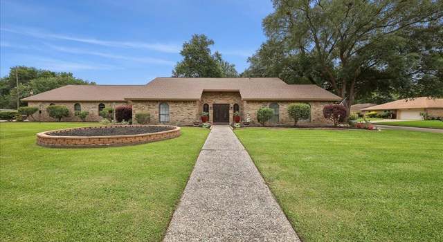 Photo of 16 Pin Oak Dr, Orange, TX 77630