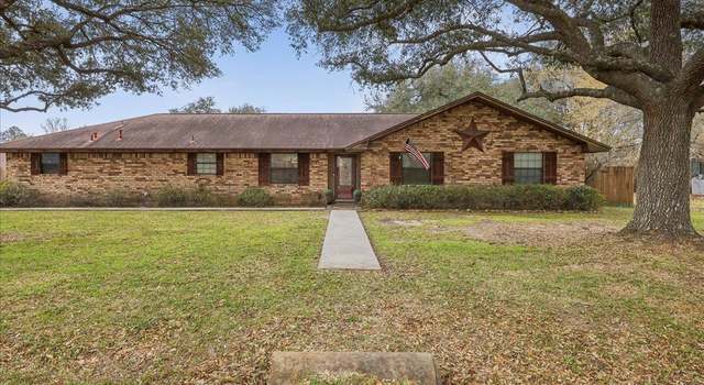 Photo of 108 Woodsong St, Bridge City, TX 77611