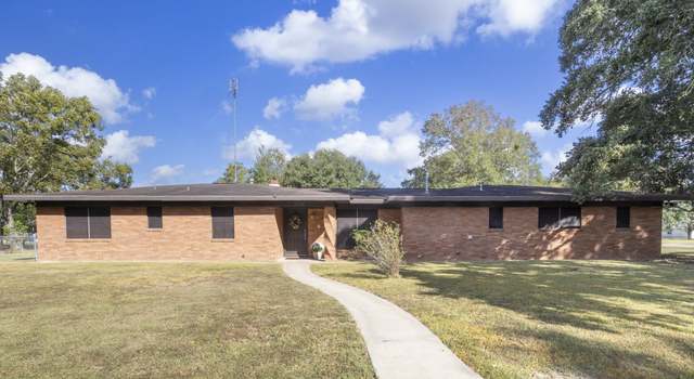 Photo of 2324 Gulf St, Nome, TX 77629