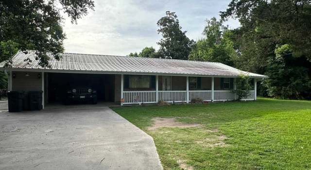 Photo of 355 Lake St, Bridge City, TX 77611