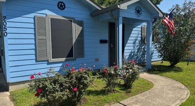 Photo of 2050 Ives St, Beaumont, TX 77703