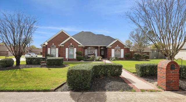 Photo of 194 Troy St, Bridge City, TX 77611