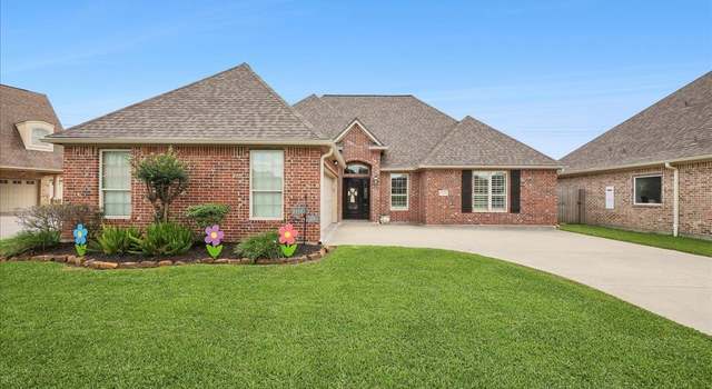 Photo of 3113 Labrador Ln, Port Neches, TX 77651