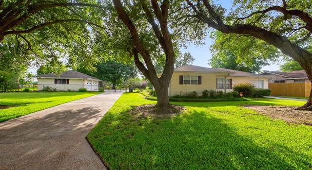 Photo of 608 Pearson St, West Orange, TX 77630