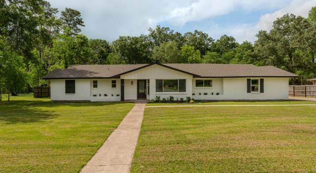 Photo of 319 Pinemont Dr, Beaumont, TX 77659