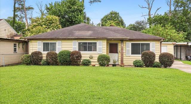 Photo of 3225 Cherry Dr, Beaumont, TX 77703