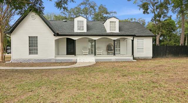 Photo of 3224 Avenue H, Nederland, TX 77627