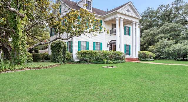 Photo of 2305 Ashley St, Beaumont, TX 77702
