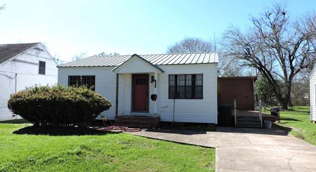 Photo of 133 Hilldale Dr, Nederland, TX 77627
