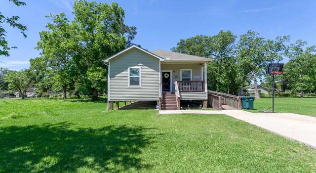 Photo of 2450 Wilson St, Beaumont, TX 77703