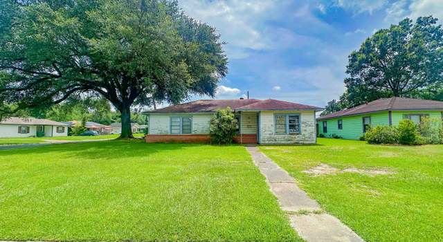 Photo of 1001 Clairmont Dr, Orange, TX 77630