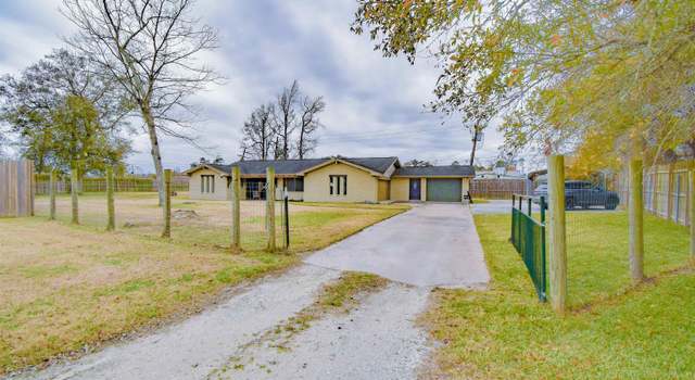 Photo of 3 Stradford Dr, Orange, TX 77632