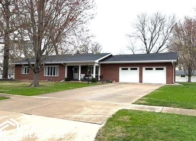 Property at 716 N Park Ave, Algona, IA 50511, 3 beds, 3 baths